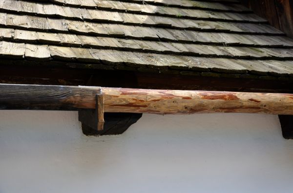 Cost of Wood Gutters Installation in Homestead