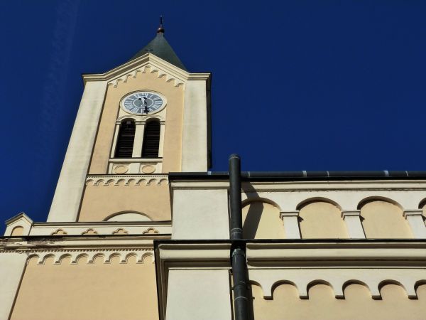 Cost of Church Gutter Installation in Homestead